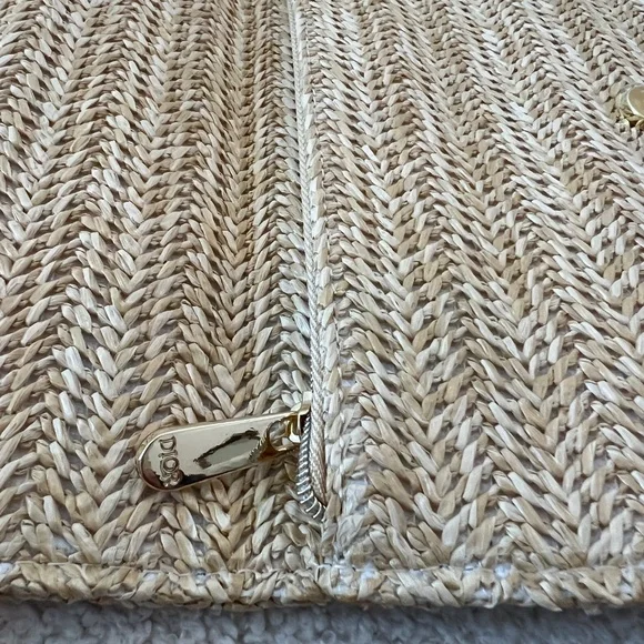 Dior Beauty 2023 Limited Edition Rattan Beige Clutch Pouch - Picture 6 of 8